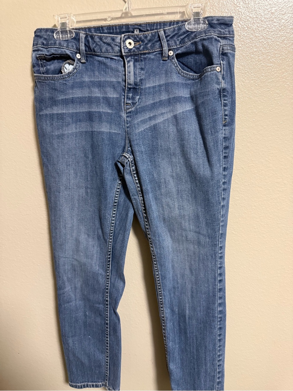 Women’s Mid Wash Blue Jeans - Classic Stretch Denim
